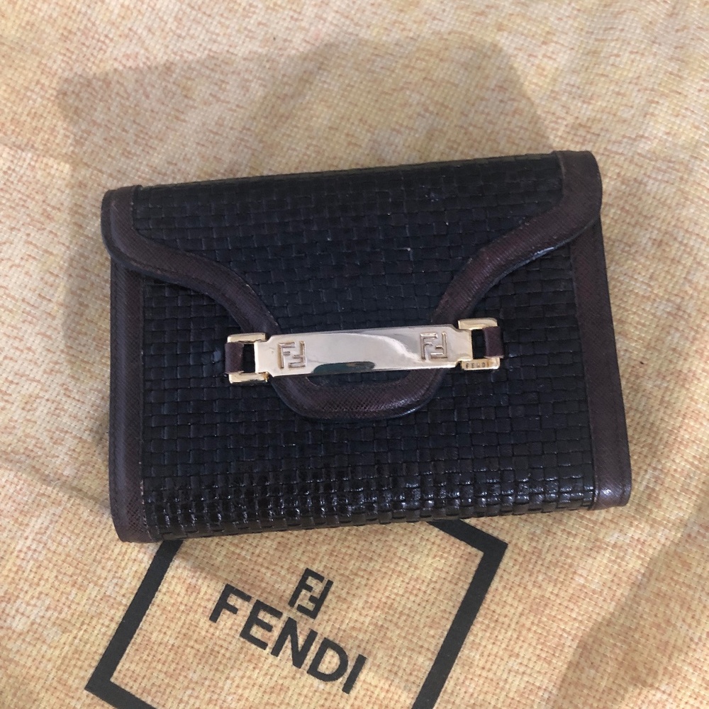 🌺Authentic Fendi Leather Woven Wallet🌺